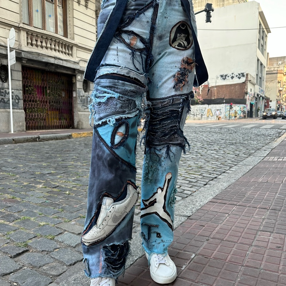 CUSTOM DENIM - Picture 5 of 13
